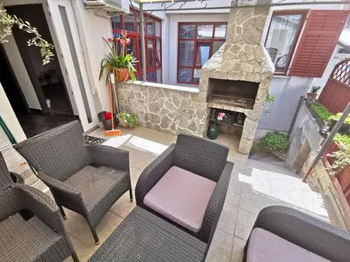 Spacious Apartment in Pula