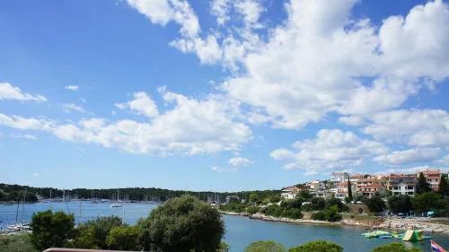 Suran Apartments