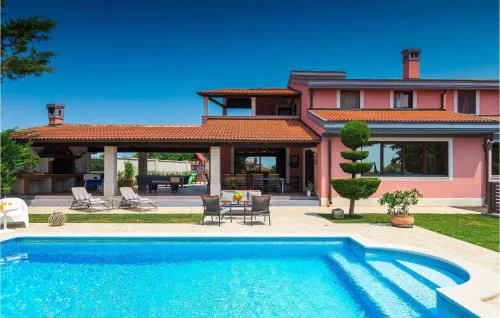 Villa Ines