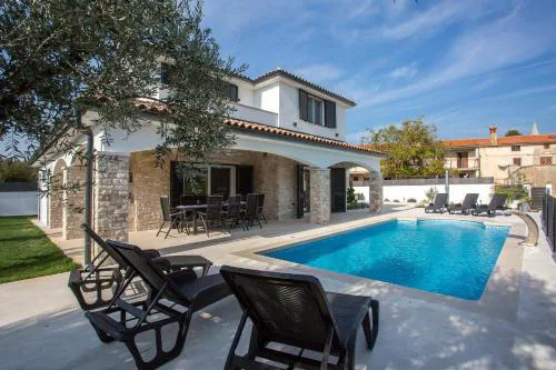 Villa Kata