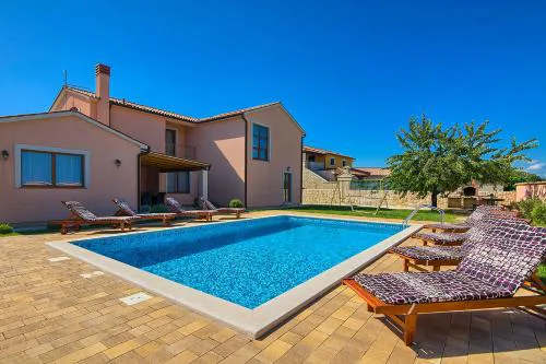 Villa Korina