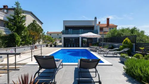Villa La Perla by Villas Guide