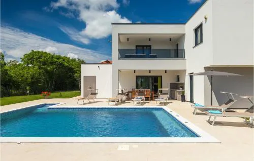 Villa Lucas