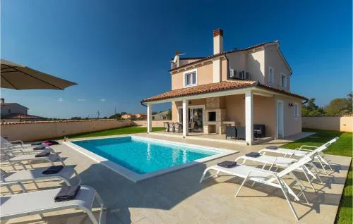 Villa Magica