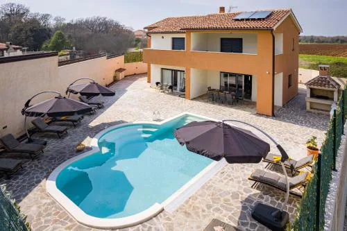 Villa Nur Pula