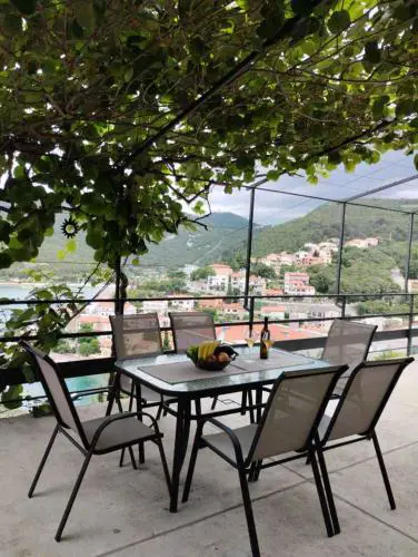 Apartments in Rabac 51833