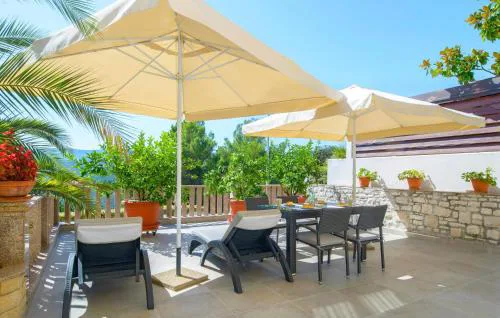 Cozy Apartment In Rabac
