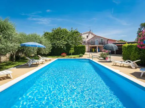 Holiday Home Sandra by Interhome