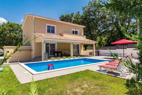 Villa-Boscari-relaxing-villa-at-the-end-of-Village