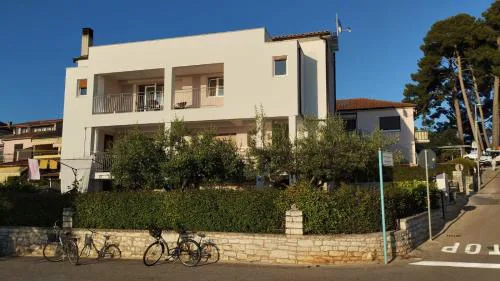 Alida Apartments & Room near the Sea