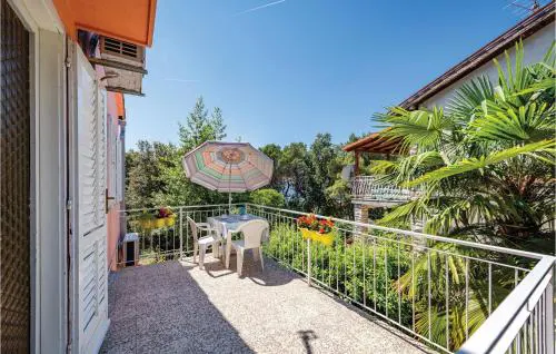 Amazing Apartment In Rovinj With Wifi