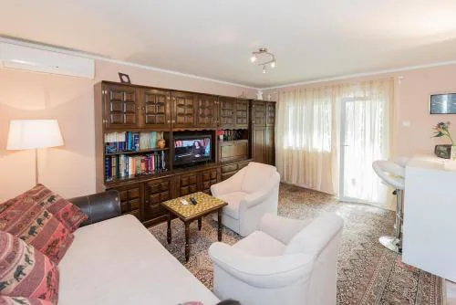 Apartman Tara