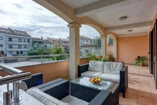 Apartments Folo