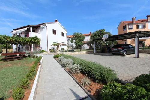 Apartments Mirela