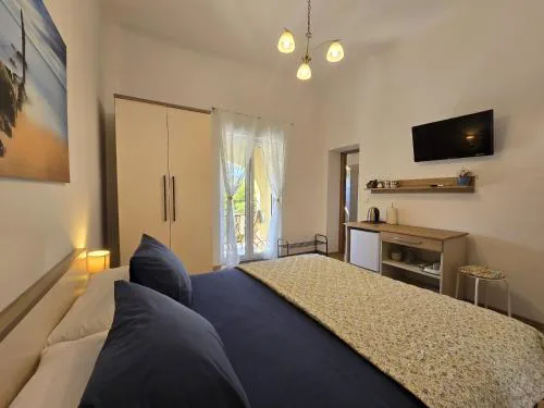 Apartments & Rooms Chiara