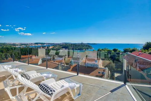 Apartments Villa Sky