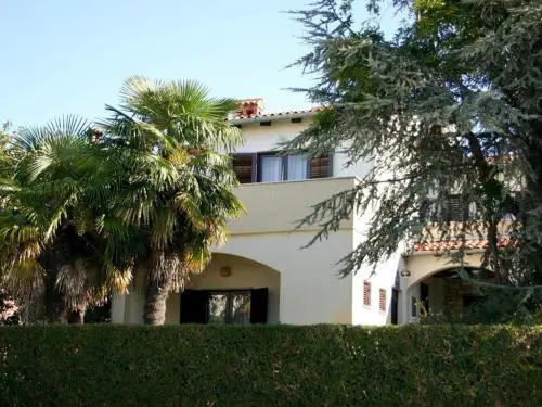 Apartments with a parking space Rovinj - 22527