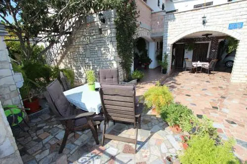 Guest house Licul