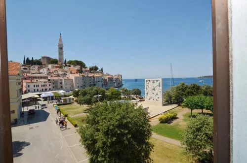 Leone Sea view Apartment