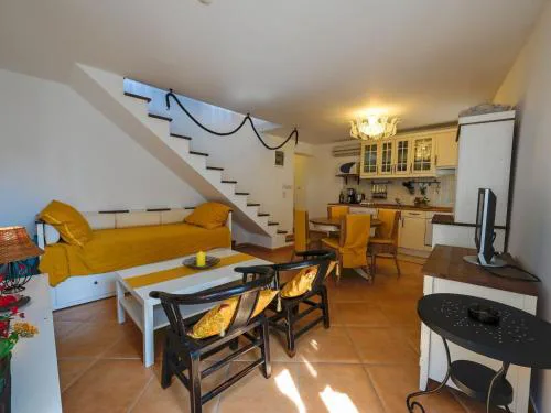 Sleek and Trendy Downtown Apartment - One Bedroom Apartment