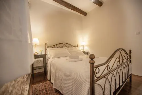 Studio Apartment Casa di Pietra