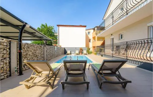 Beautiful Home In Rovinjsko Selo