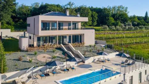 Villa Callista by Villas Holiday