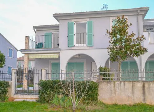Apartments with parking space Basanija - Umag - 21069
