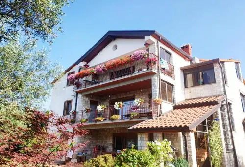 Apartments with parking space Zambratija, Umag - 20423