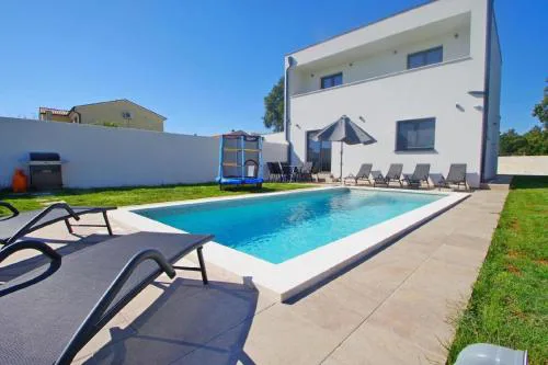 Ferienhaus mit Privatpool für 7 Personen ca 120 m in Šišan, Istrien Medulin und Umgebung