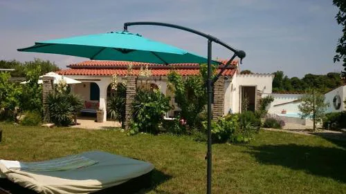 Ferienhaus Villa More Mit Pool
