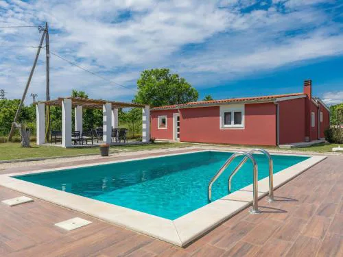 Holiday Home Alma by Interhome
