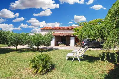 House Letizia 2147