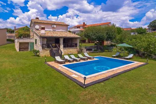 Stara Hiža in Sveti Petar u Šumi (Haus für 6-8 Personen)