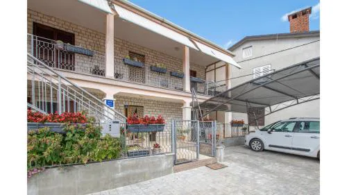 Apartment Erin by Rent Istria