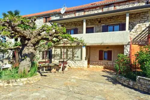 Apartment Milena