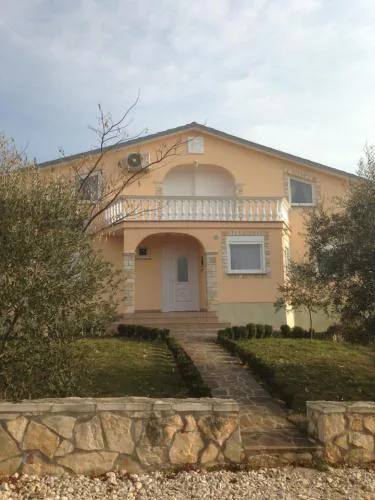 Apartments Brkanac