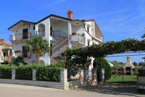 Apartments Jasna