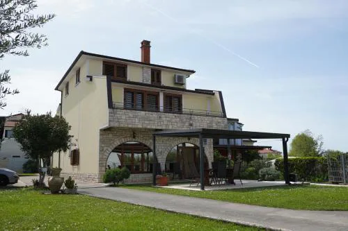 Apartments Krnjic