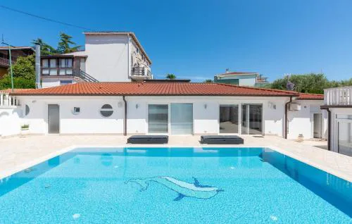 Casa Lungomare with pool