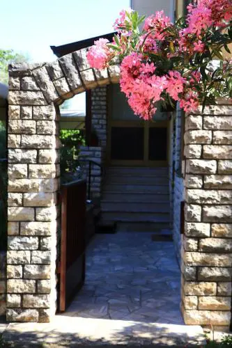Family rooms Moela