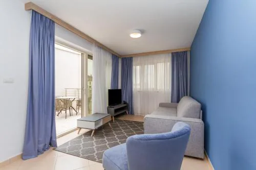 Garden Palace - Apartment Sembid with Terrace