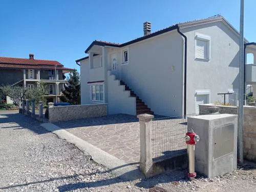 Lara Apartments