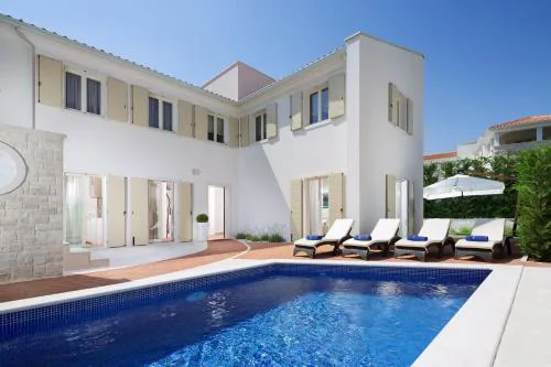 Villa Sylvia by HMZ Villas
