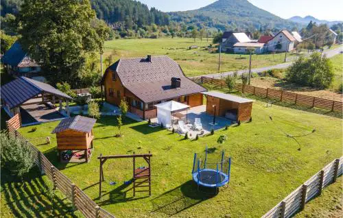 Lovely Home In Gornje Pazariste