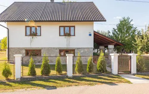 Nice Home In Gospic With Wifi