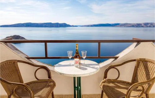 Stunning Apartment In Sveti Juraj