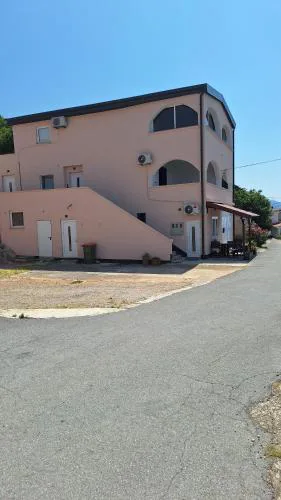 Apartments Marecic