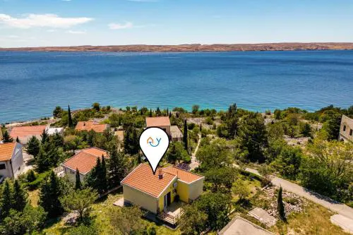 Beachfront House Nada - Happy Rentals