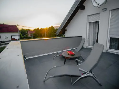 Lovely Holiday Home in Lovinac with Garden